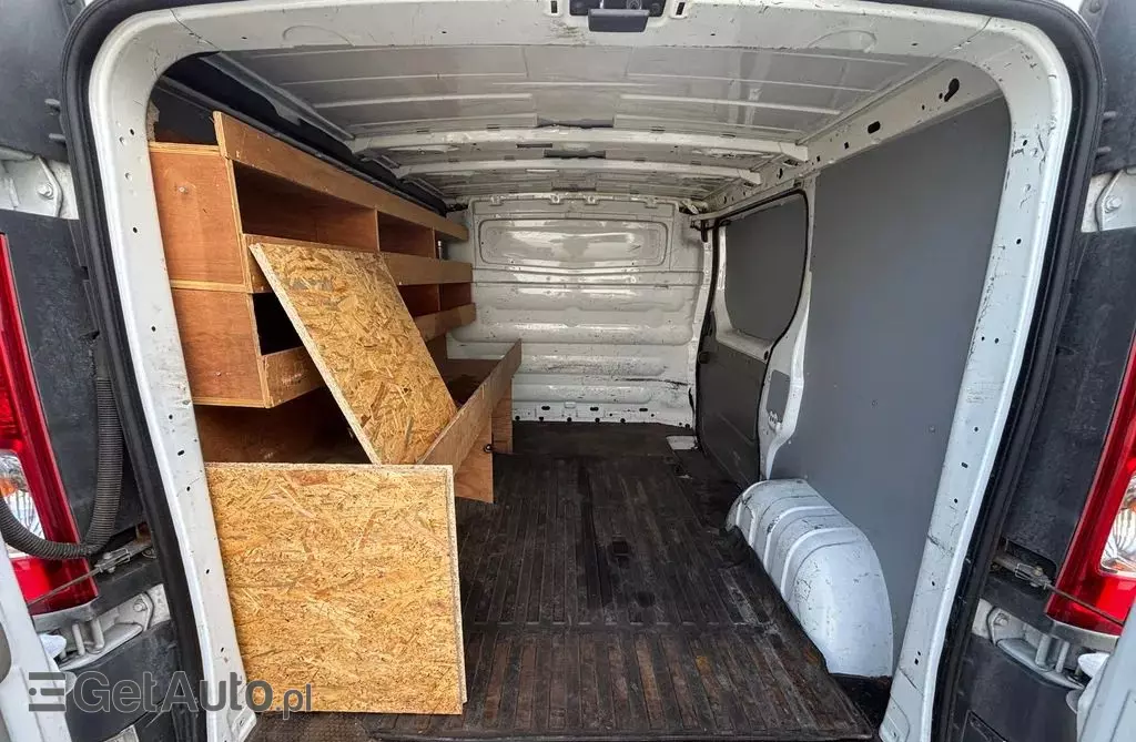 OPEL Vivaro 