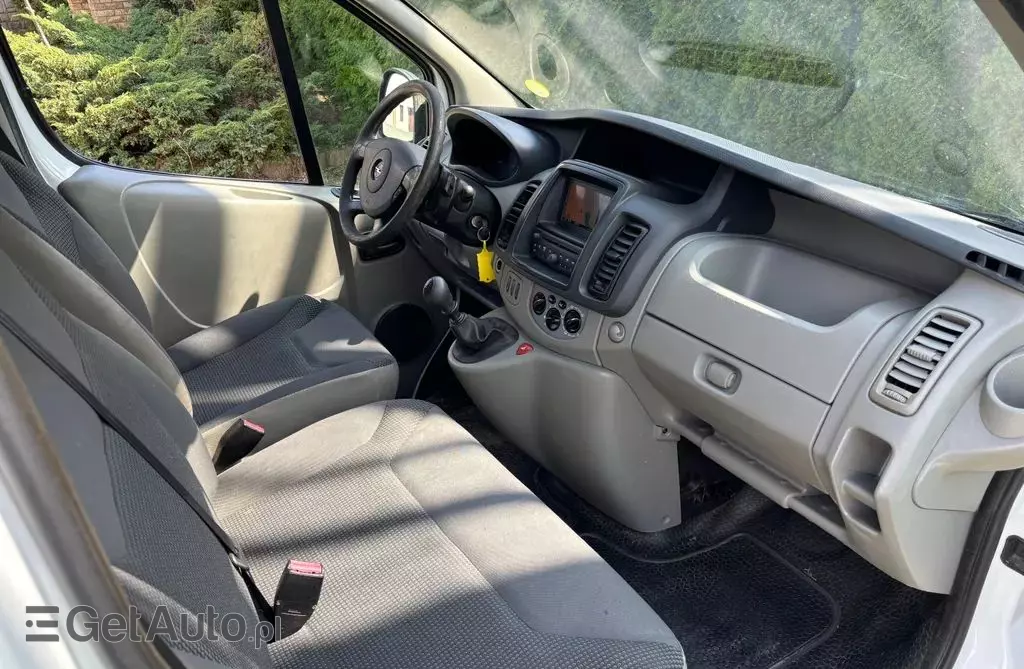 OPEL Vivaro 