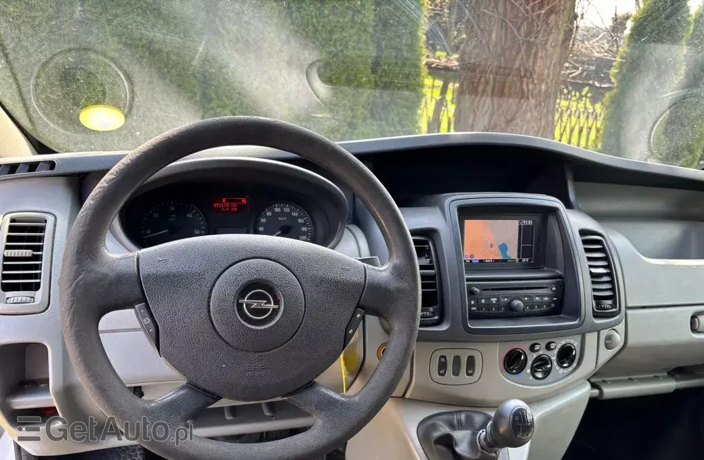 OPEL Vivaro 