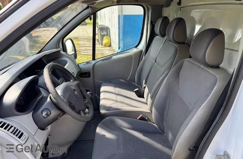 OPEL Vivaro 