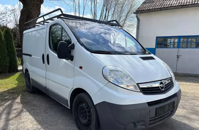 OPEL Vivaro 