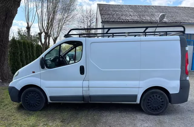 OPEL Vivaro 