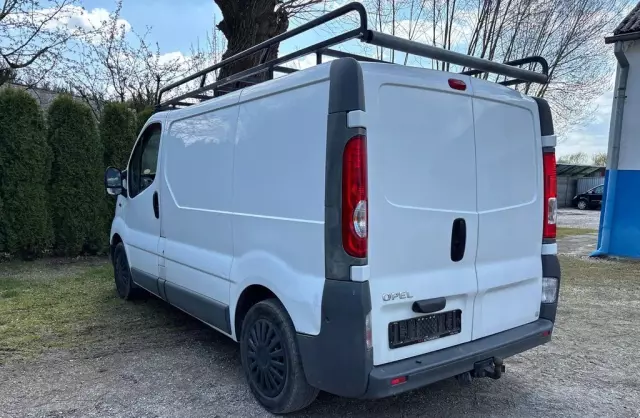 OPEL Vivaro 