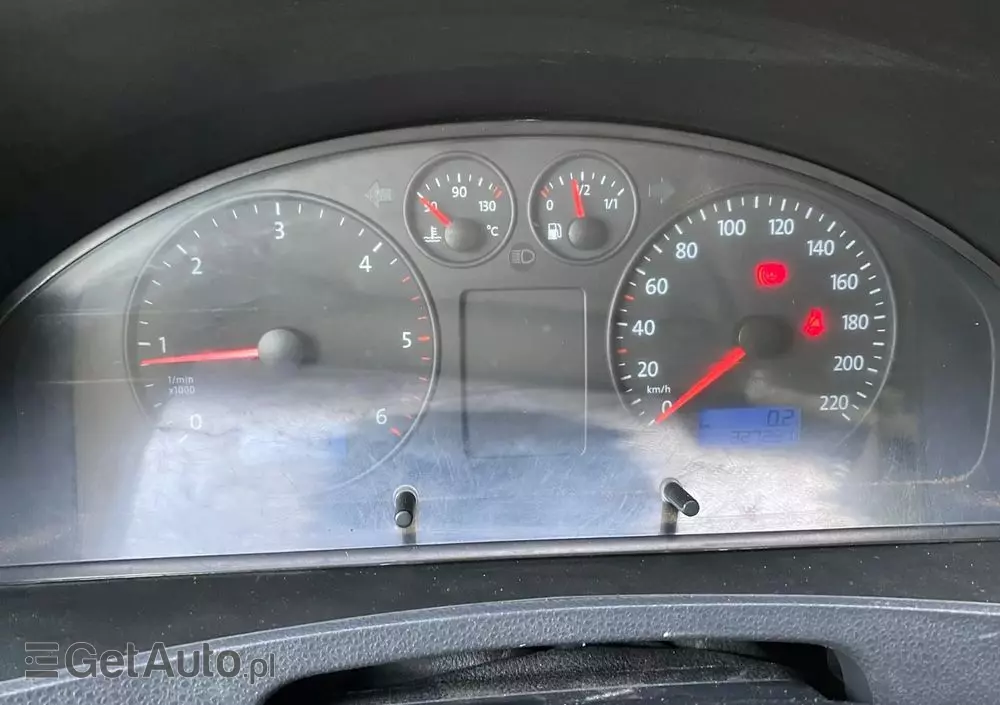 VOLKSWAGEN Transporter T5 