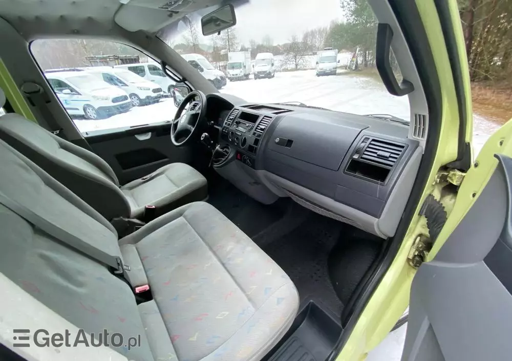 VOLKSWAGEN Transporter T5 