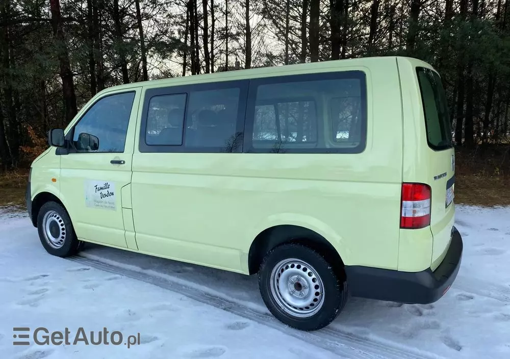 VOLKSWAGEN Transporter T5 