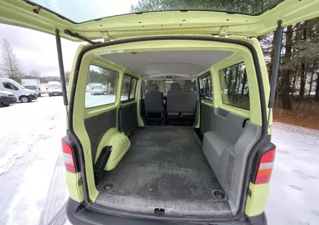 VOLKSWAGEN Transporter T5 