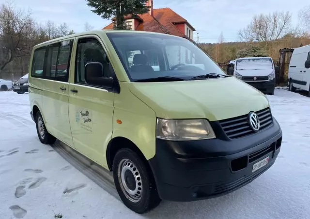 VOLKSWAGEN Transporter T5 