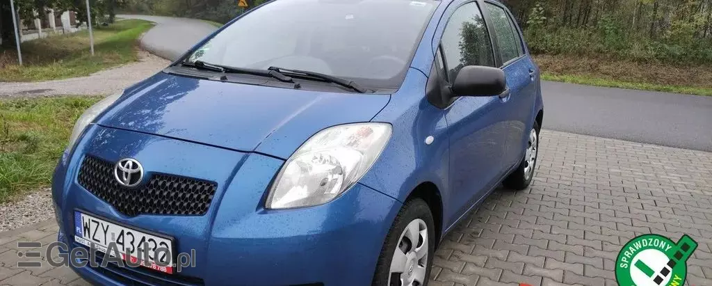 TOYOTA Yaris 