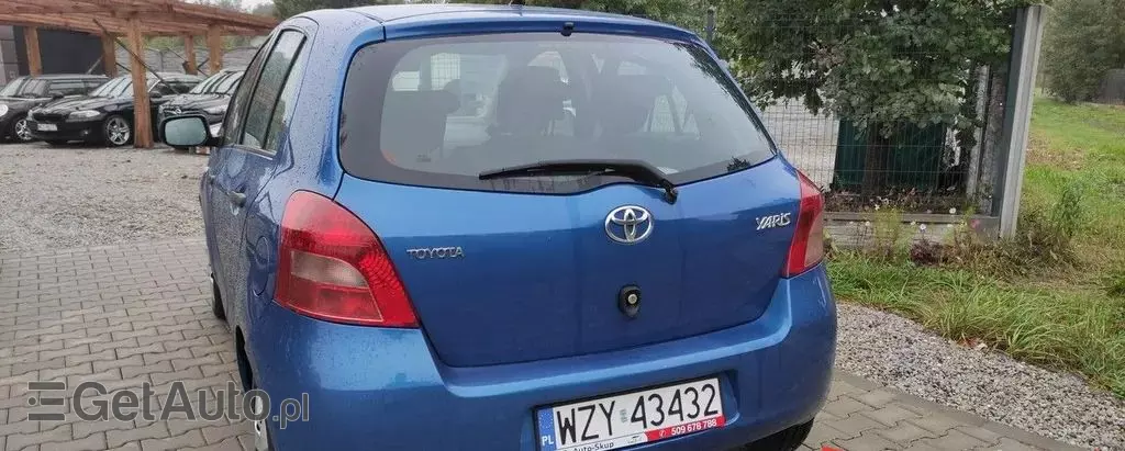 TOYOTA Yaris 