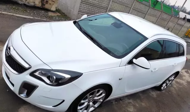 OPEL Insignia 