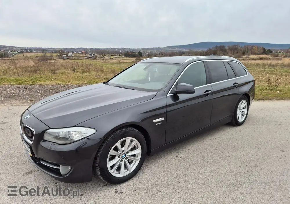 BMW Seria 5 525d xDrive