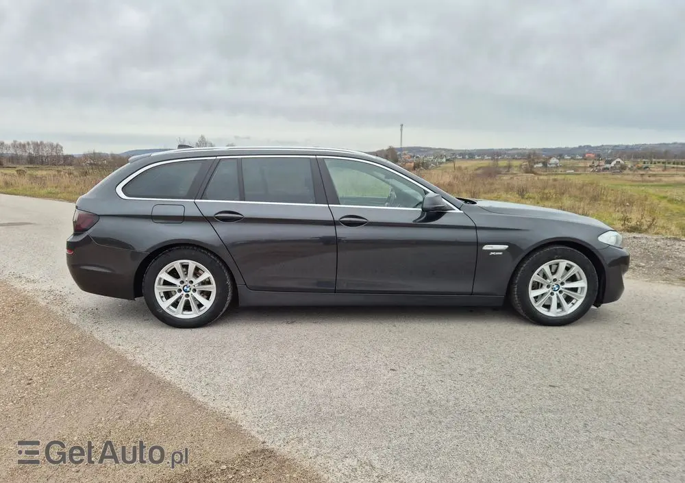 BMW Seria 5 525d xDrive