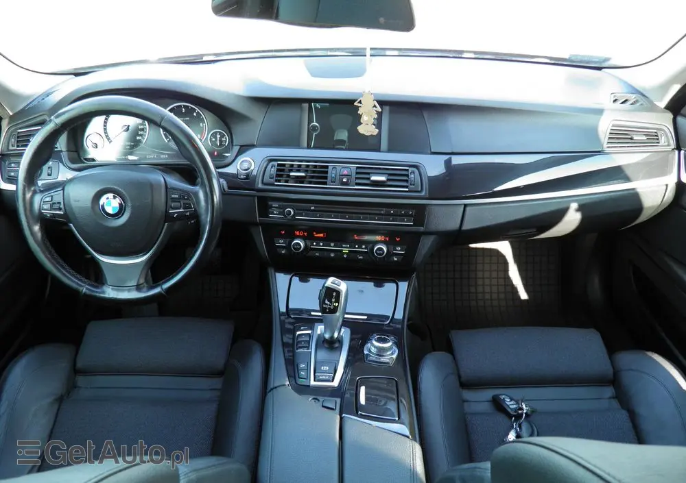 BMW Seria 5 525d xDrive