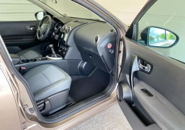 NISSAN Qashqai 1.6 I-Way