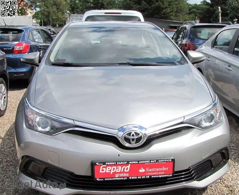 TOYOTA Auris 