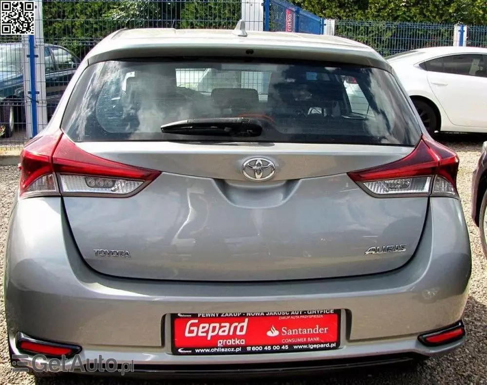 TOYOTA Auris 