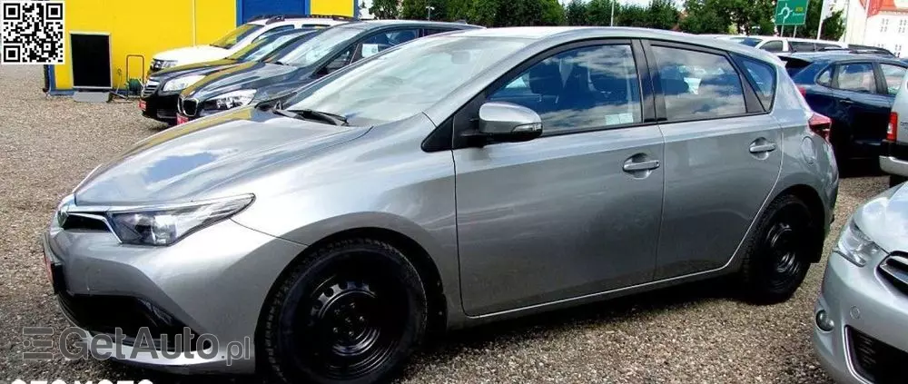 TOYOTA Auris 