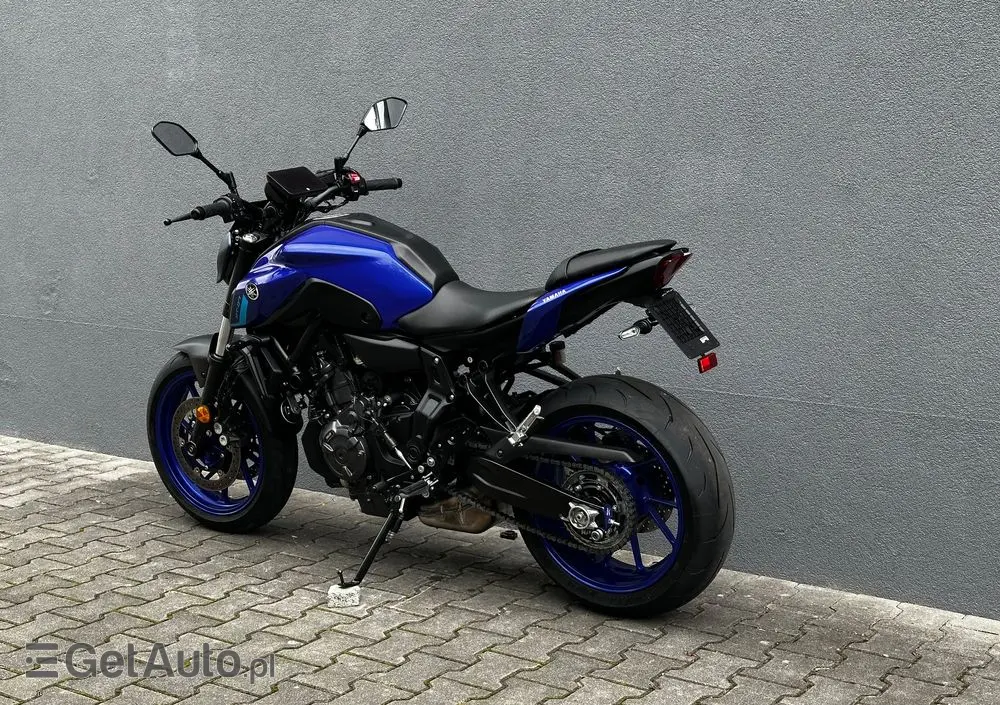 YAMAHA MT 