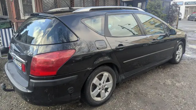 PEUGEOT 407 Premium 140
