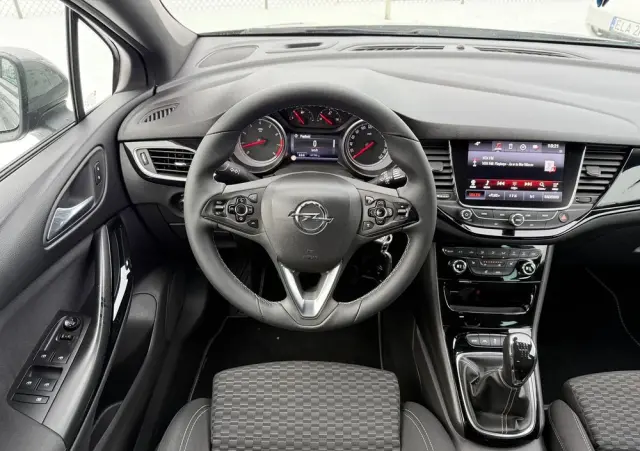 OPEL Astra 1.4 Turbo Innovation