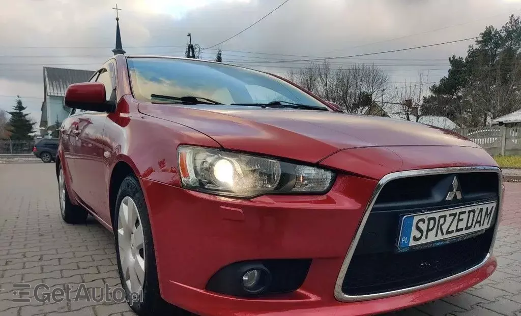 MITSUBISHI Lancer 
