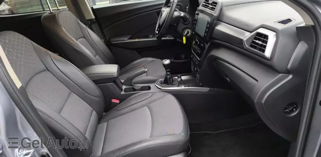 SSANYONG TIVOLI Ssanyong 