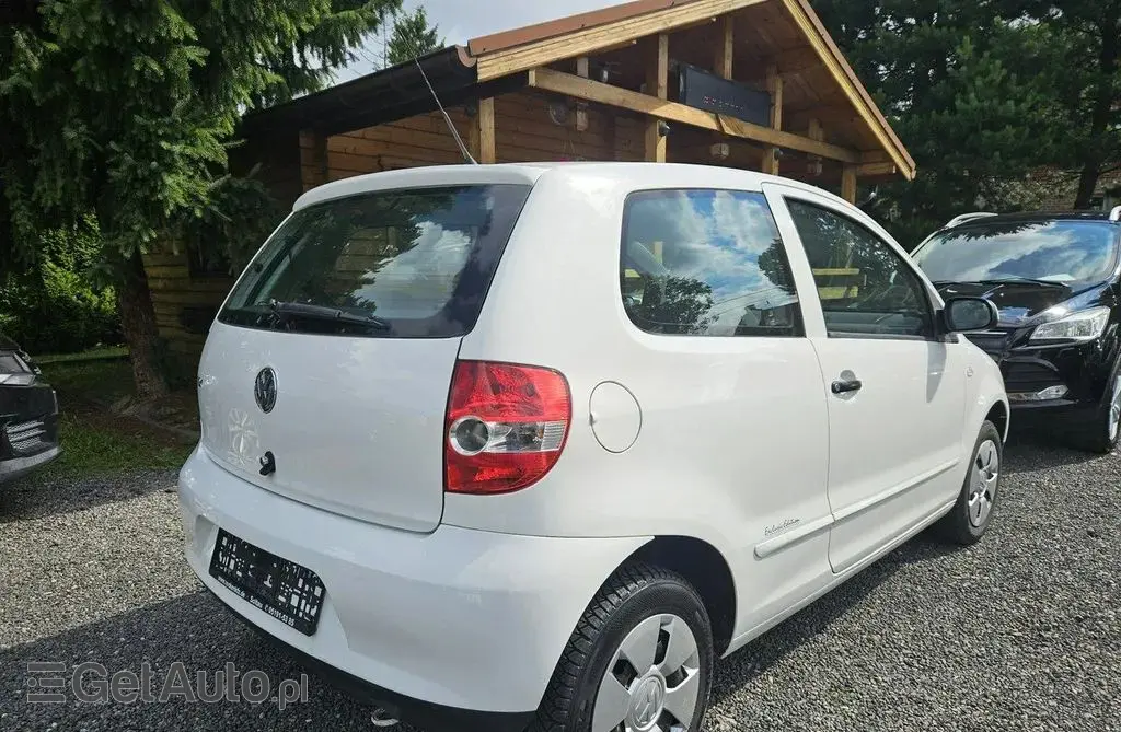 VOLKSWAGEN Fox 