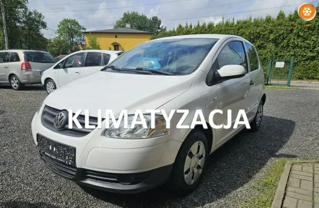 VOLKSWAGEN Fox 