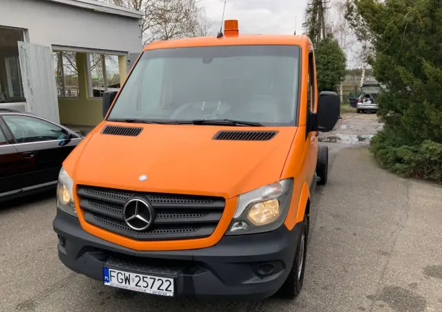 MERCEDES-BENZ SPRINTER 319 