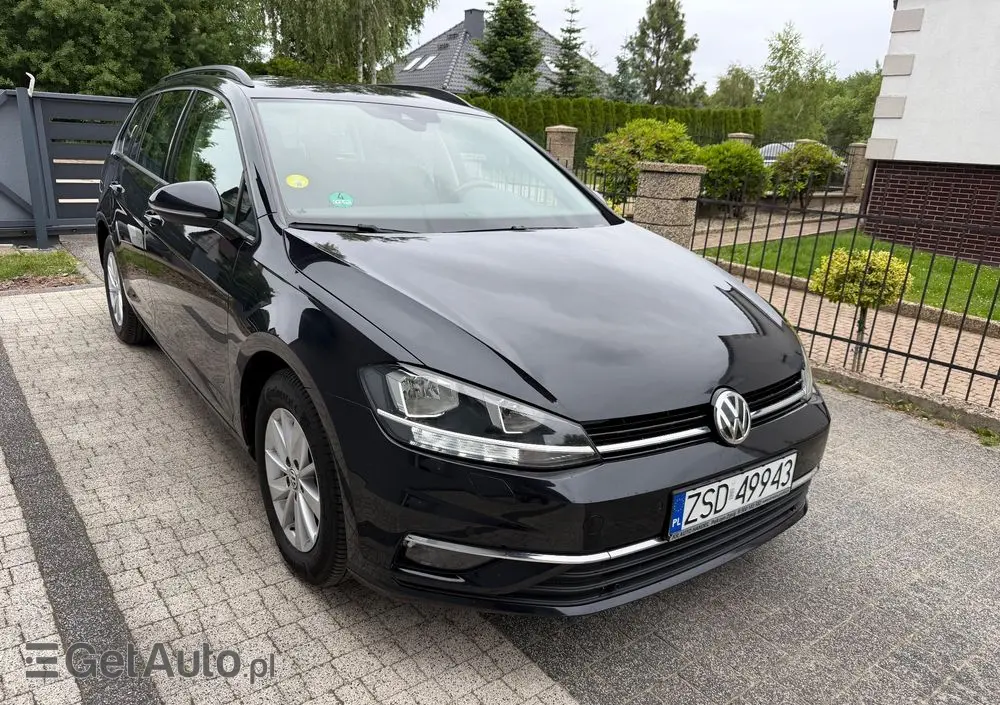 VOLKSWAGEN Golf Variant 1.6 TDI BMT Highline