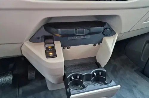 VOLKSWAGEN Caddy California 