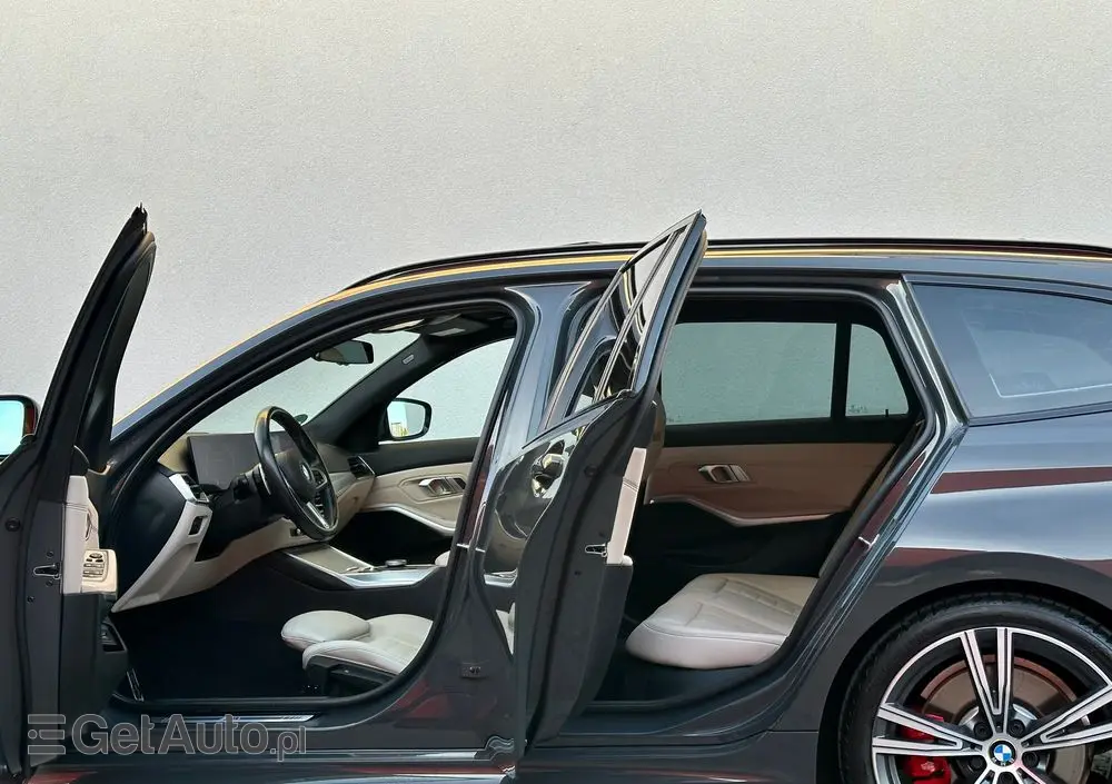 BMW Seria 3 318i M Sport