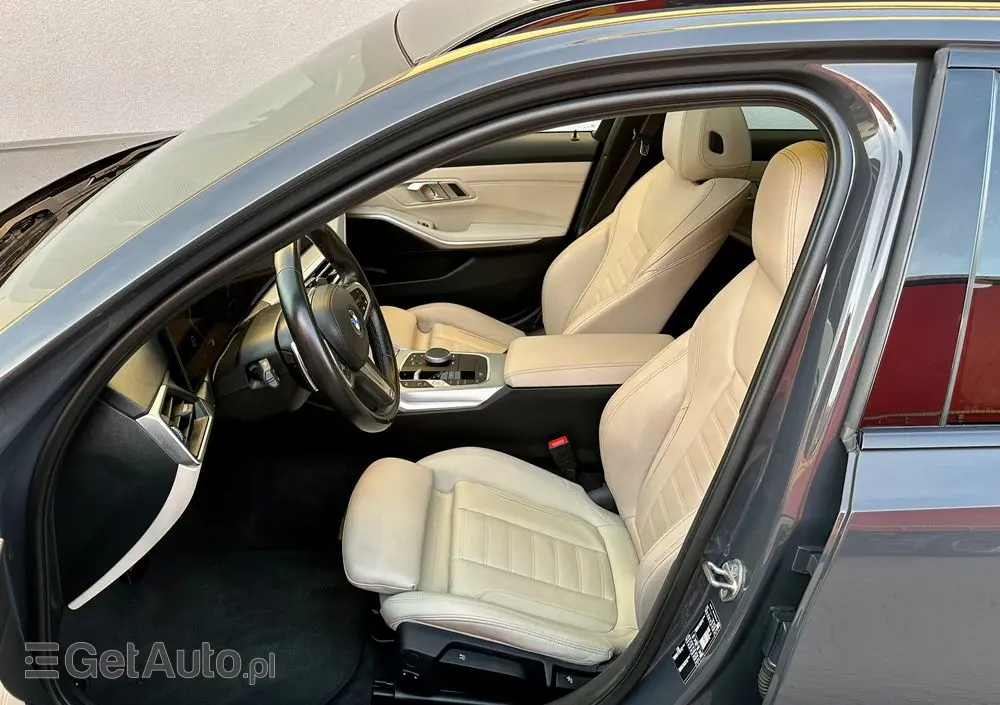 BMW Seria 3 318i M Sport