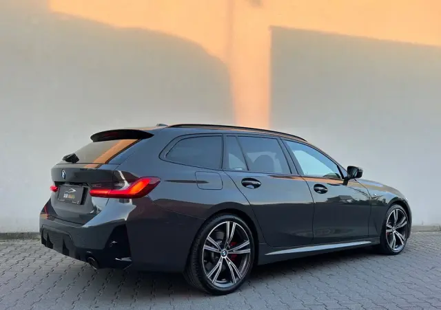 BMW Seria 3 318i M Sport