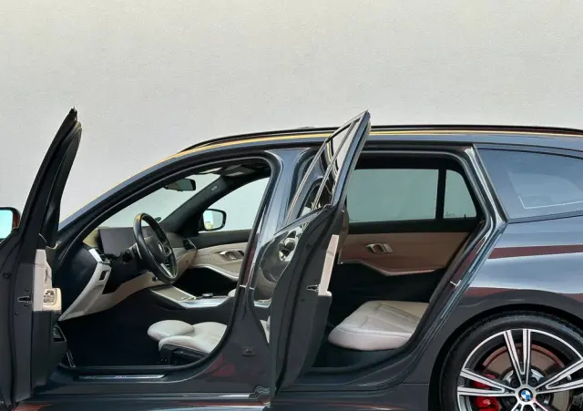 BMW Seria 3 318i M Sport