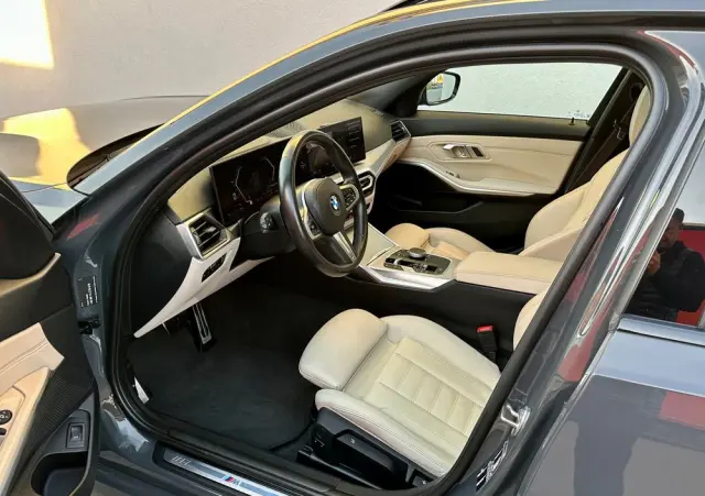 BMW Seria 3 318i M Sport