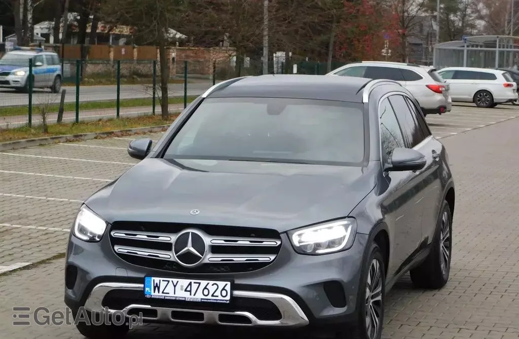 MERCEDES-BENZ GLC 