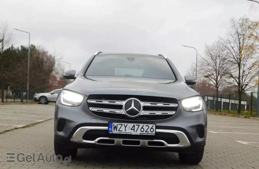 MERCEDES-BENZ GLC 