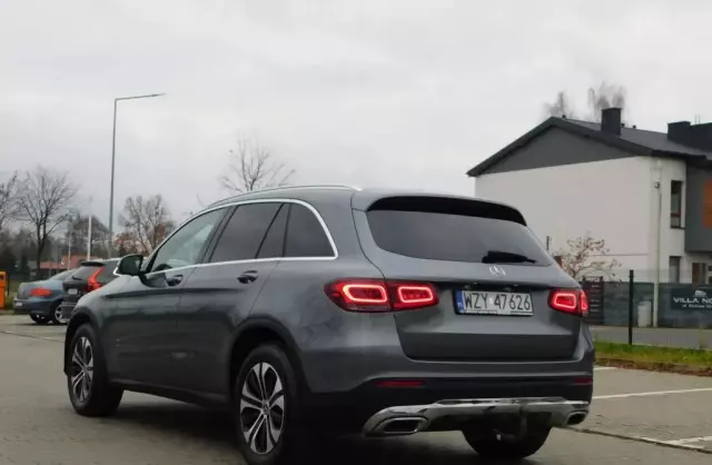 MERCEDES-BENZ GLC 