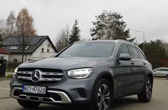 MERCEDES-BENZ GLC 