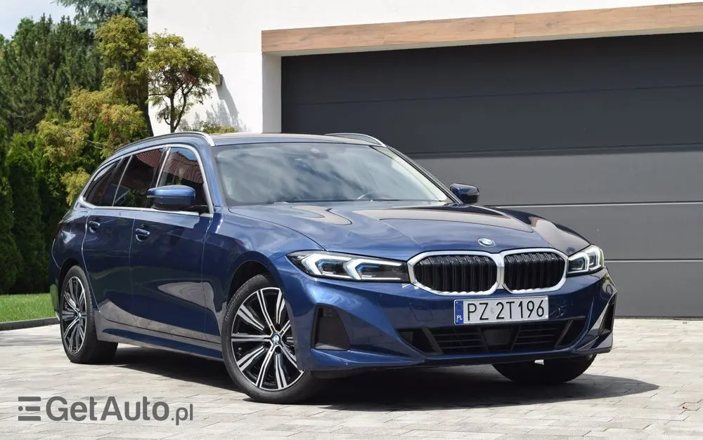BMW Seria 3 320d xDrive Luxury Line sport