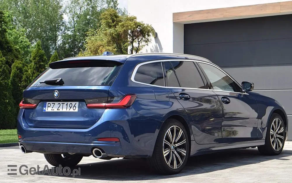 BMW Seria 3 320d xDrive Luxury Line sport