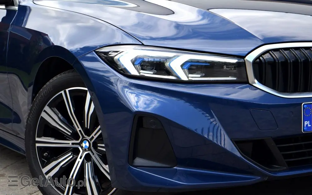 BMW Seria 3 320d xDrive Luxury Line sport