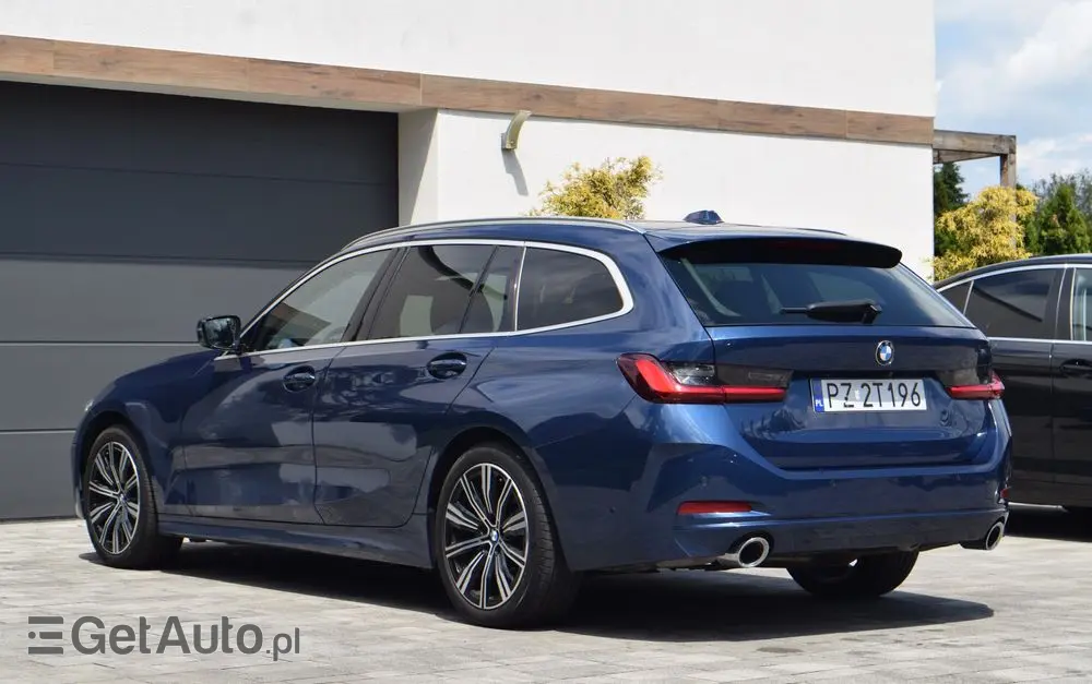 BMW Seria 3 320d xDrive Luxury Line sport
