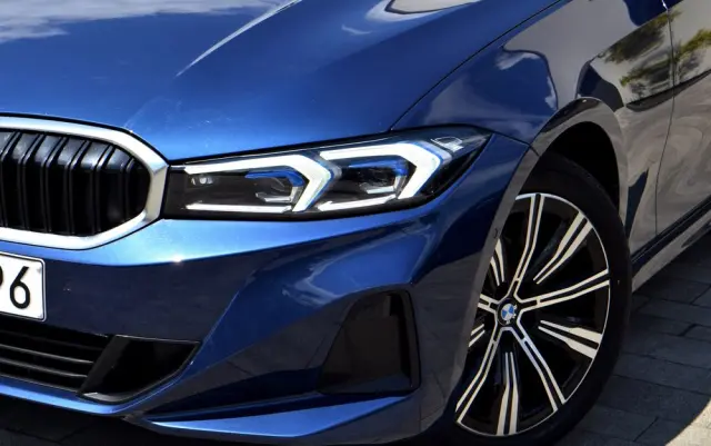 BMW Seria 3 320d xDrive Luxury Line sport