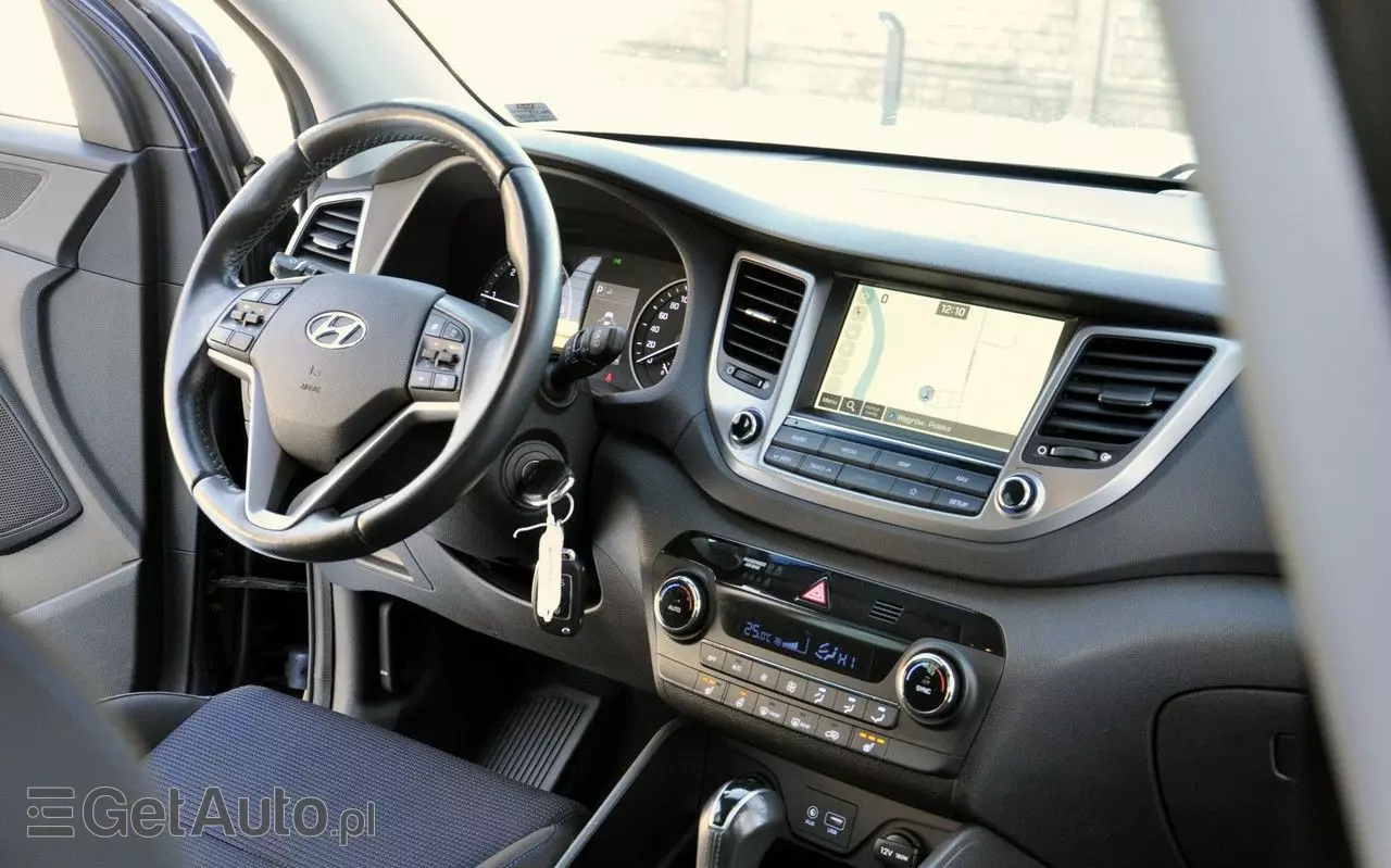 HYUNDAI Tucson Blue 1.7 CRDi 2WD DCT Premium