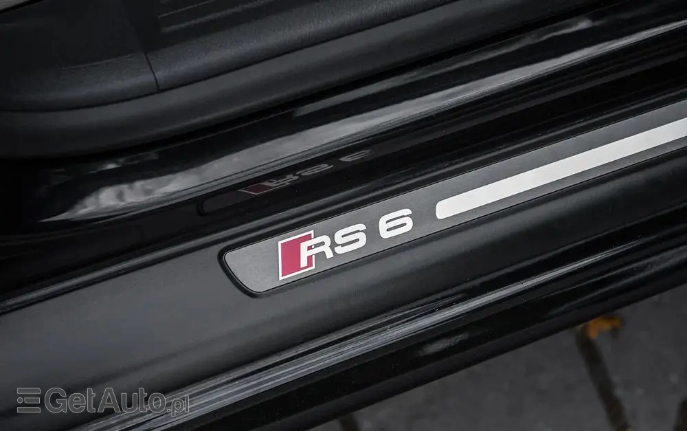 AUDI RS6 Ver-5-0-tfsi-quattro-tiptr