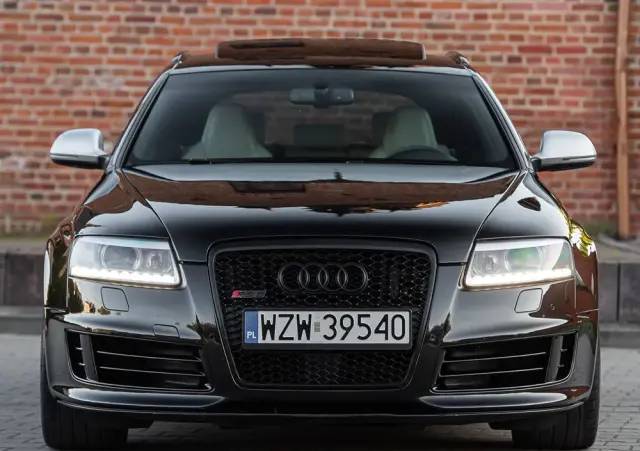AUDI RS6 Ver-5-0-tfsi-quattro-tiptr