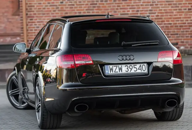 AUDI RS6 Ver-5-0-tfsi-quattro-tiptr